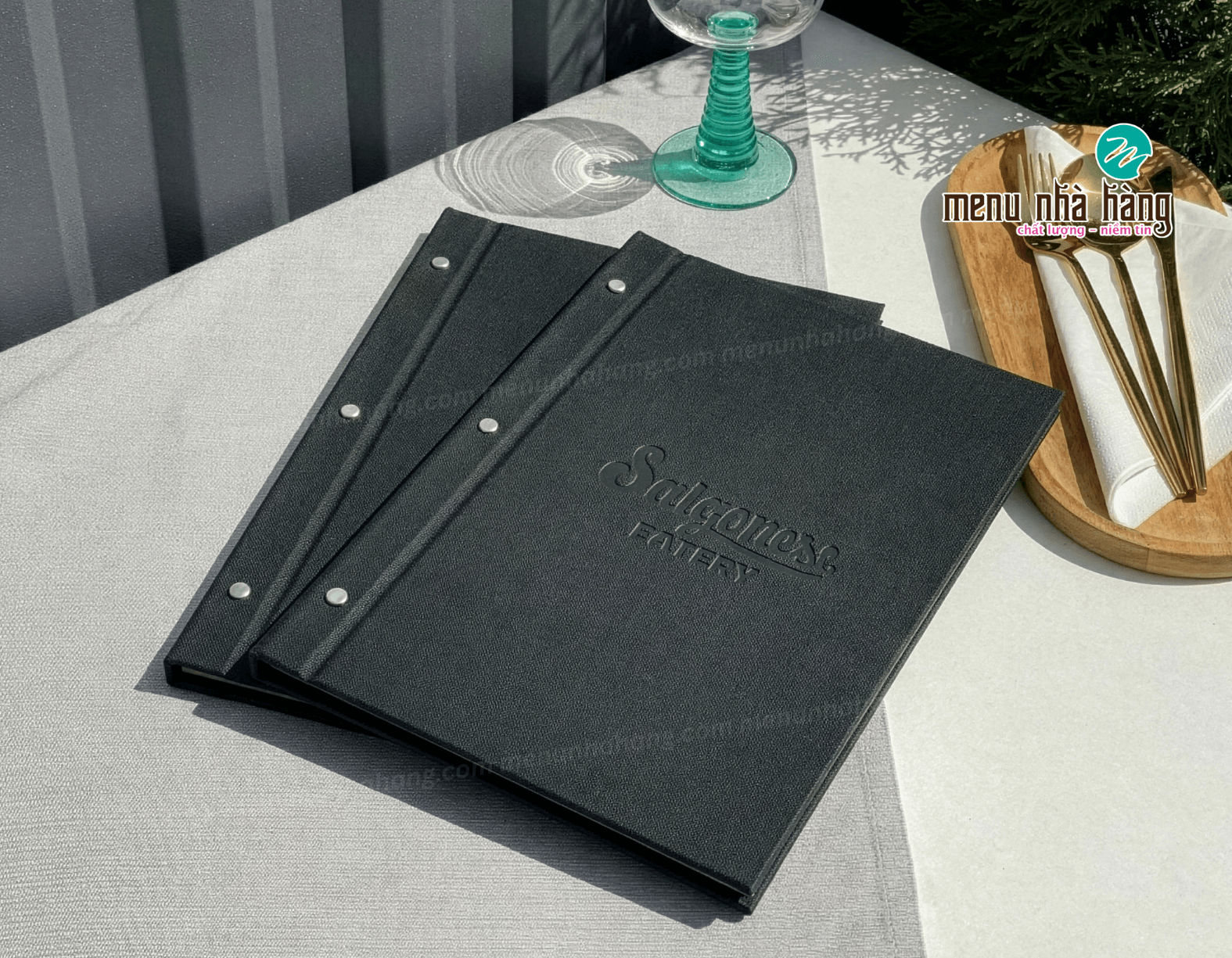 Mẫu menu nhà hàng sang trọng