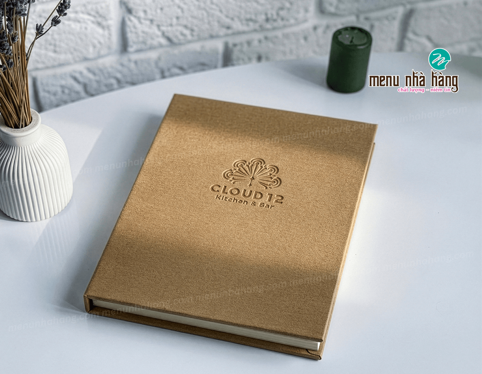 mẫu menu nhà hàng sang trọng