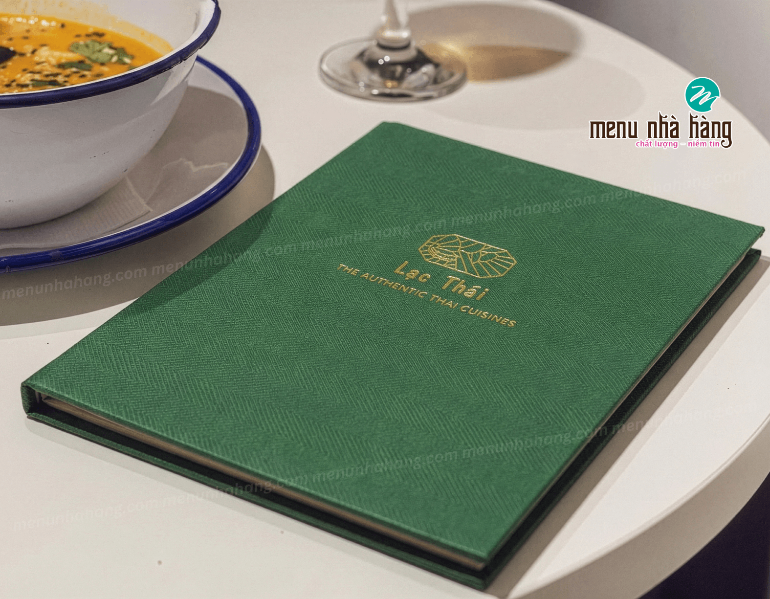 Menu Nhà Hàng sang trọng, mẫu menu lạc thái