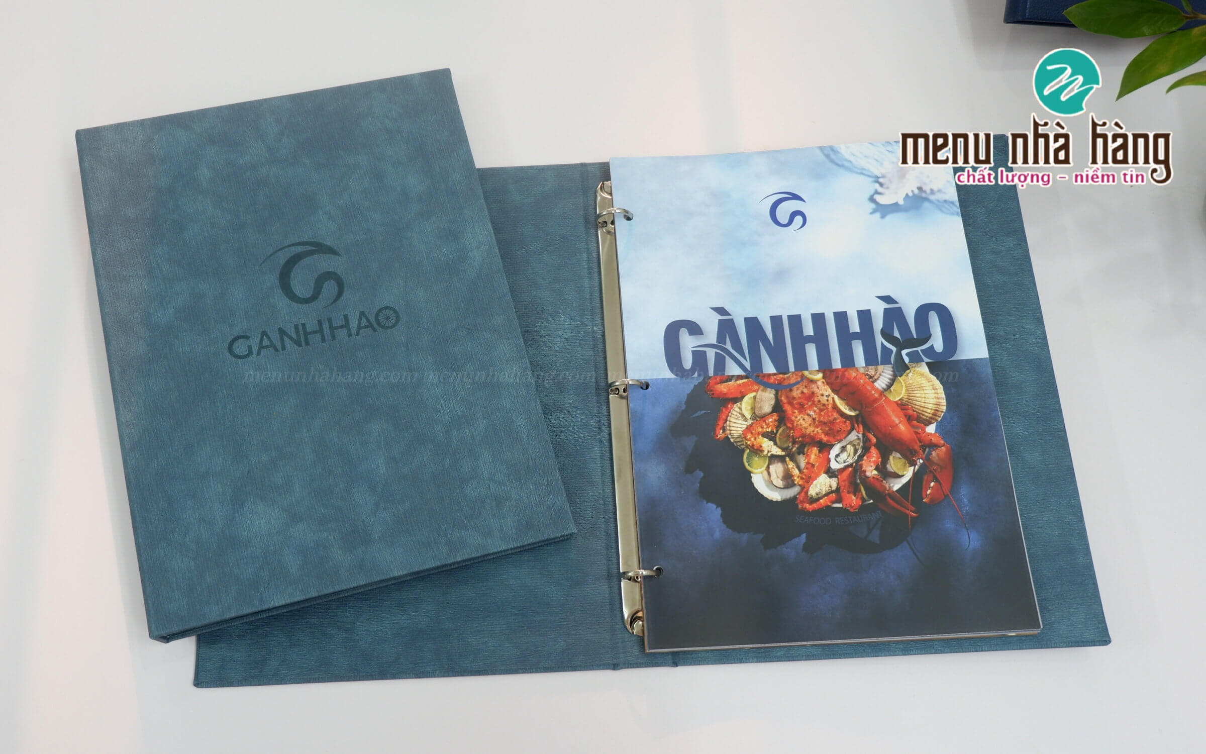 In menu bằng bìa da