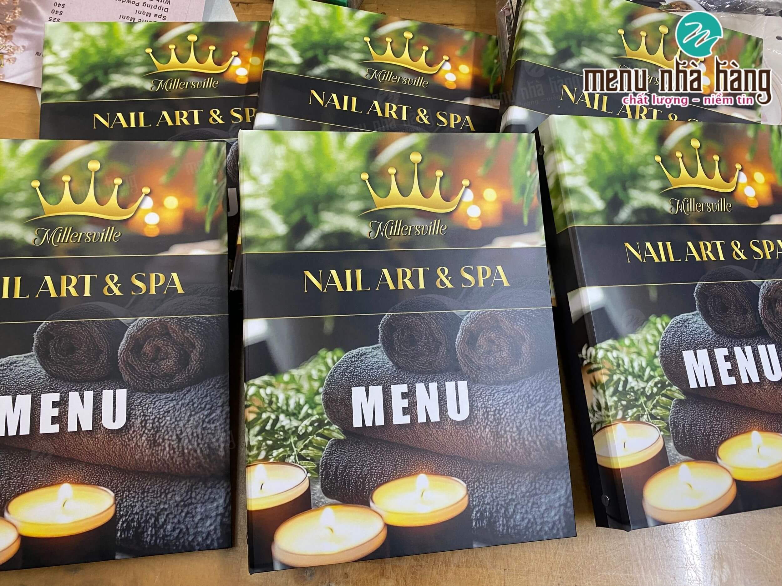 Mẫu menu nail bằng bìa cứng